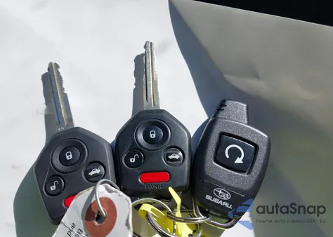 2016 Subaru Outback 2.5I Premium z USA, uszkodzony, nr VIN 4S4BSACCXG3295675